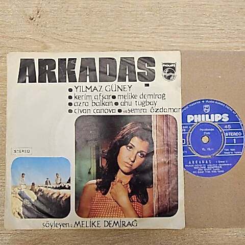 Melike Demirağ – Arkadaş 45LİK PLAK