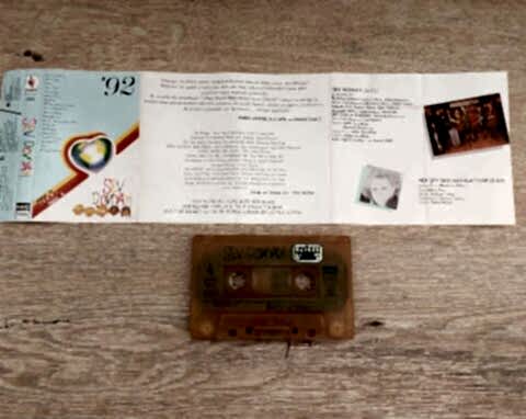 SEV DÜNYAYA 92 KASET