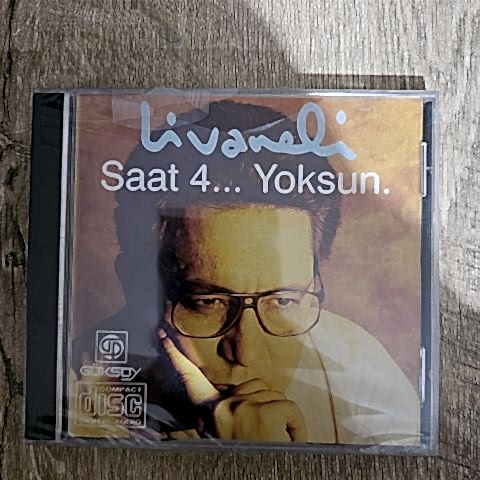 ZÜLFÜ LİVANELİ - SAAT 4... YOKSUN CD